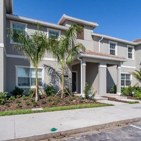 Four-Bedroom Townhome Davenport Exterior photo